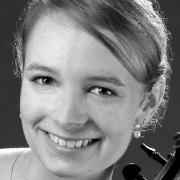 Maria Korndörfer <br>(1. Violine) 